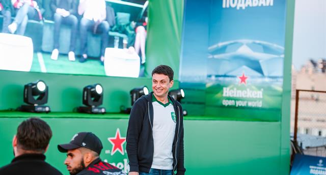 Финал Лиги чемпионов на крыше многоэтажки