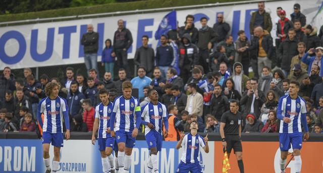 twitter.com/FCPorto
