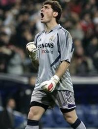 Икер Касильяс