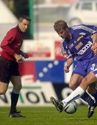 Ярослав Яра обслуживает матч чемпионата Чехии