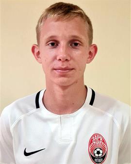 Артем Долбнєв